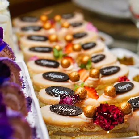 Majestic 度假村 阳光海滩