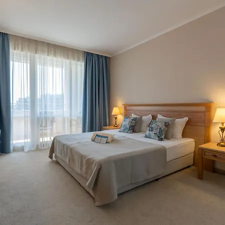 Majestic 阳光海滩