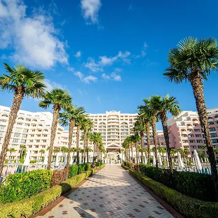 度假村 Majestic 4*