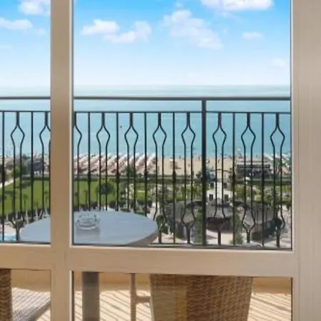 Resort Majestic 4*