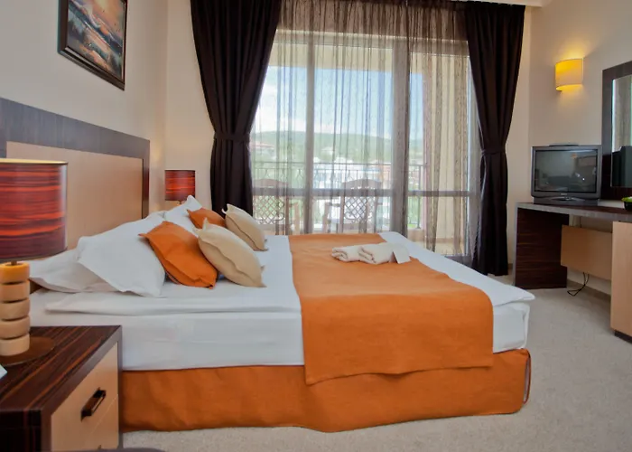 Курортный комплекс Majestic 4*