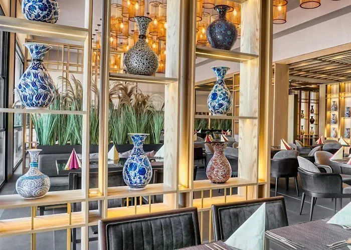 Курортный комплекс Majestic Солнечный берег