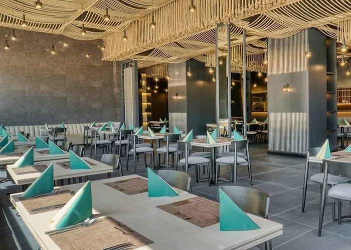 Курортный комплекс Majestic 4*